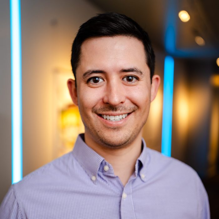 Yamashiro_Erik_DSC00526_1X1_reduced2MB